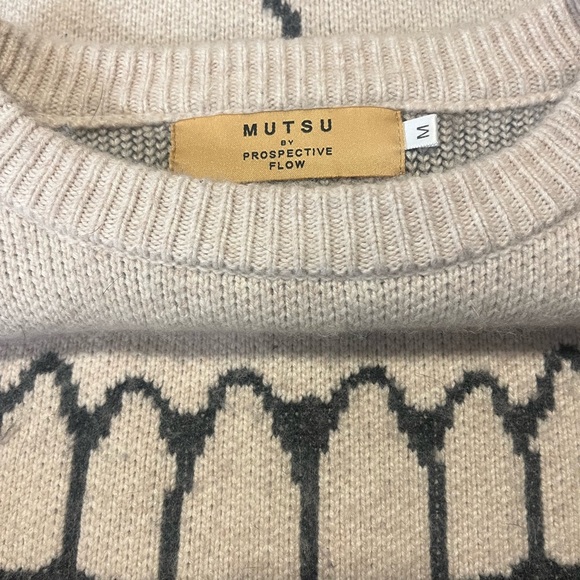 Mutsu by Proscpetive Flow Skull Sweater - Picture 4 of 7